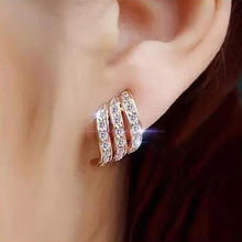 Load image into Gallery viewer, Hot Crystal Flower Stud Earrings for Women Fashion Jewelry Gold Silver Rhinestones Earrings Gift for Party and Best Friend
